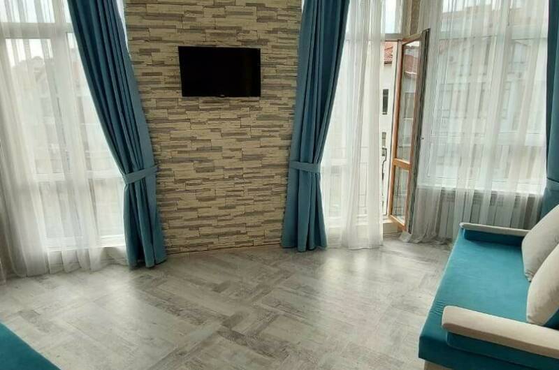 Изображение Изображение квартиры &quot;Трехкомнатная квартира у моря&quot; #6 #4