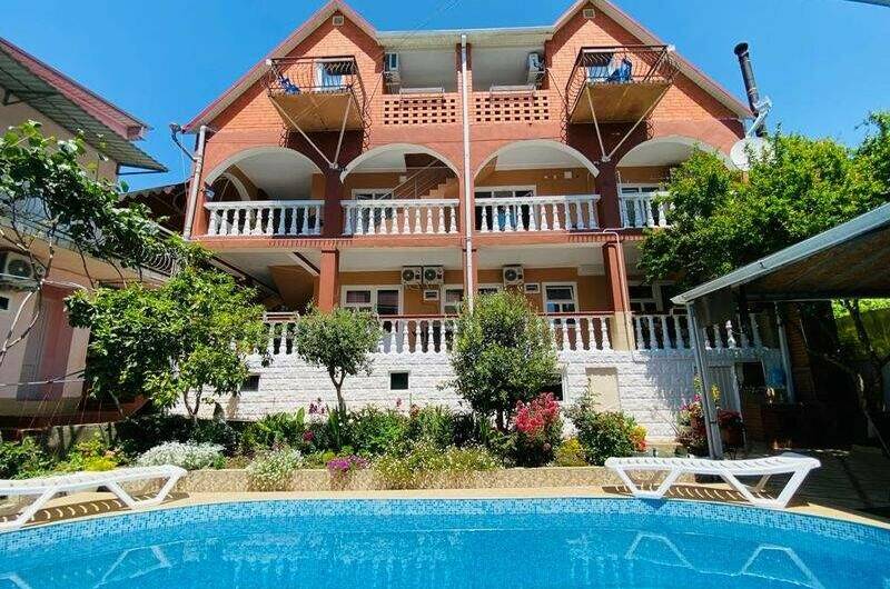 Изображение гостиницы "Гостевой дом «РуАнж»" #1