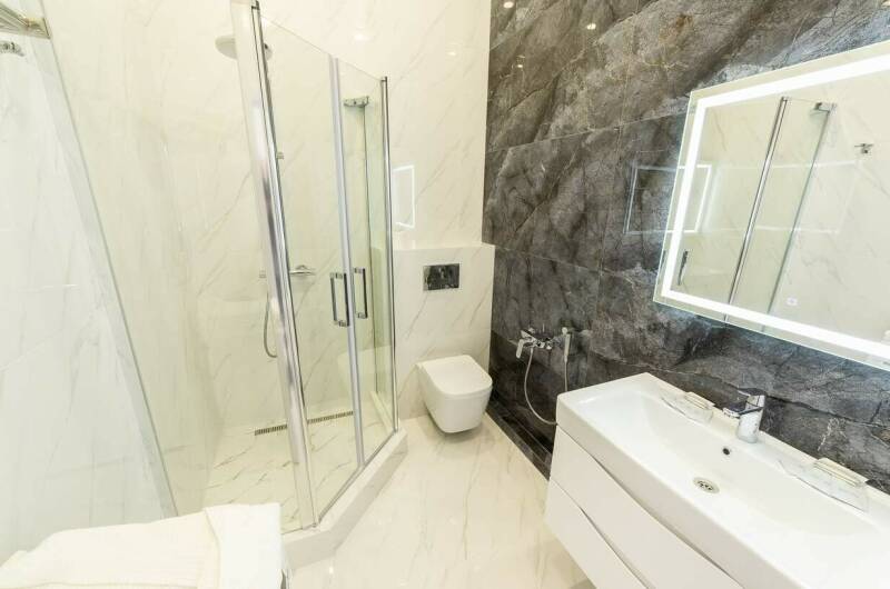 Изображение Изображение квартиры &quot;Стильные и просторные апартаменты в Черноморском-2&quot; #7 #5