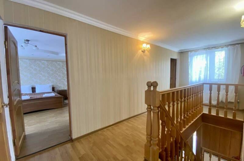 Изображение Изображение квартиры &quot;Коттедж под ключ с питанием на 8 человек&quot; #5 #3