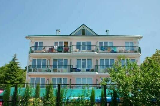 Изображение гостиницы "Гостевой дом «Лаванда»" #1