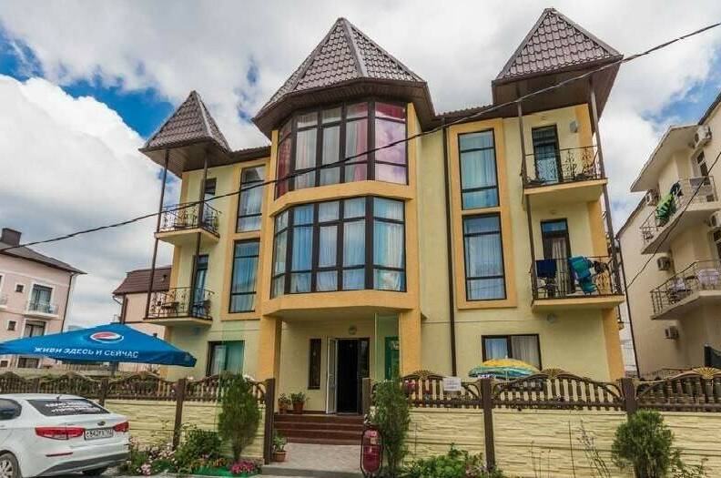 Изображение гостиницы "Гостевой дом «Алинка»" #1