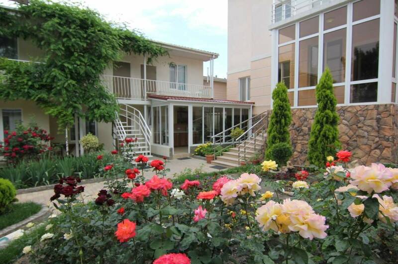 Изображение гостиницы "Частный гостевой дом «Лето на море»" #1