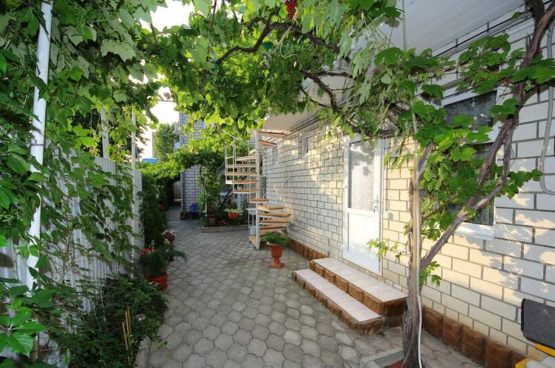 Изображение гостиницы "Гостевой дом на Тургенева 98 «Б»" #1