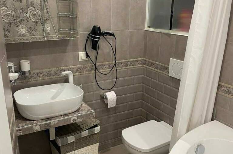 Изображение Изображение квартиры &quot;Дизайнерская квартира на Абазгаа&quot; #10 #8