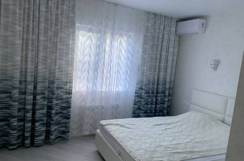 Изображение квартиры "Уютная квартира на берегу моря" #1