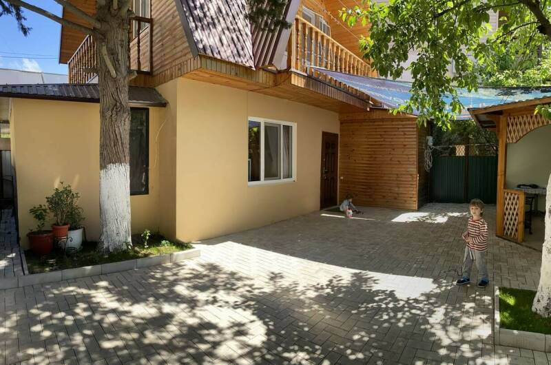 Изображение Изображение квартиры &quot;Эко-коттедж на ул. Агрба&quot; #7 #5