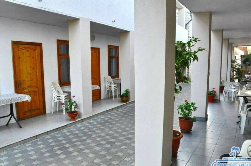 Изображение Изображение гостиницы &quot;Гостевой дом на Самбурова 216 «А»&quot; #9 #7