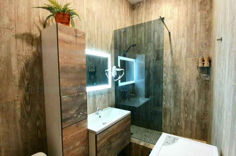 Изображение Изображение квартиры &quot;Апарт-студия в частном доме «Анахата»&quot; #11 #9