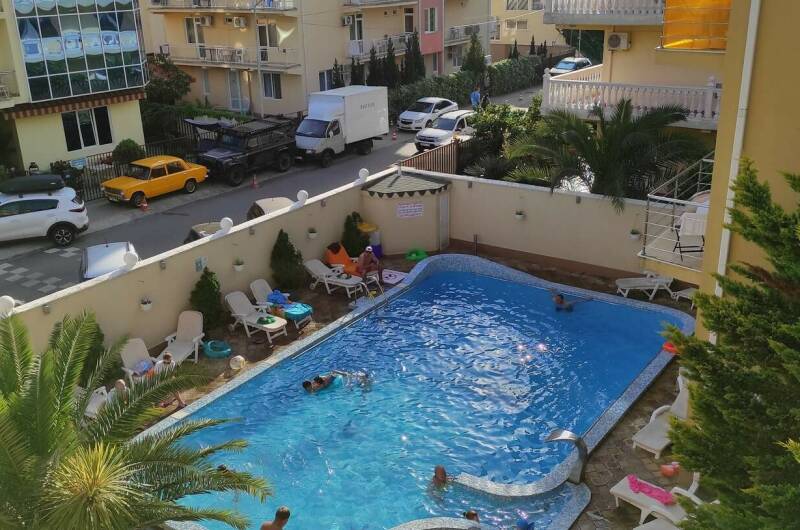 Изображение квартиры "Студия на 3 человека в АК «Солнечный»" #1