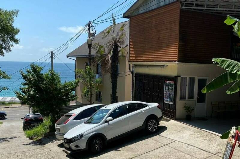 Изображение гостиницы "Гостевой дом «ЛариЛанка»" #1