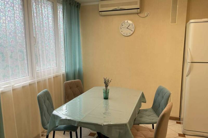 Изображение квартиры "Двухкомнатная квартира на Победы 65" #1