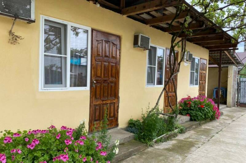 Изображение гостиницы "Гостевой дом «У Дианы»" #1