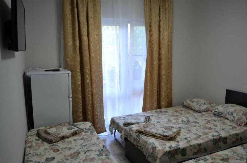 Изображение Изображение гостиницы &quot;Номера на Революционной 33&quot; #4 #2