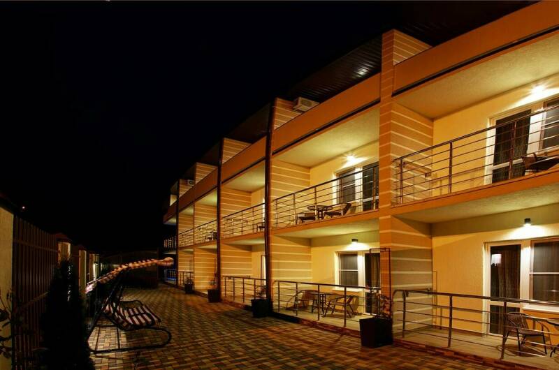 Изображение Изображение гостиницы &quot;Гостевой дом «Флорес-2»&quot; #4 #2