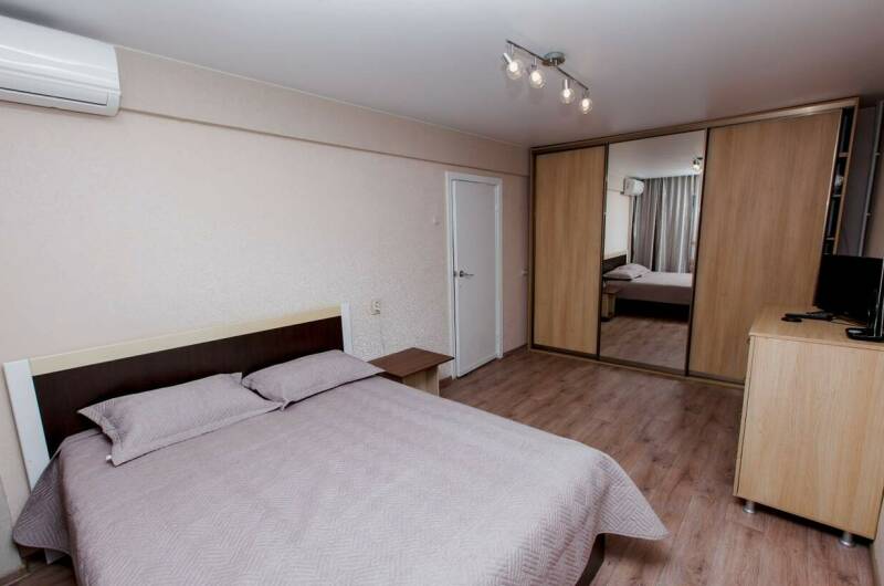 Изображение Изображение квартиры &quot;2-х комнатная квартира в центре&quot; #5 #3