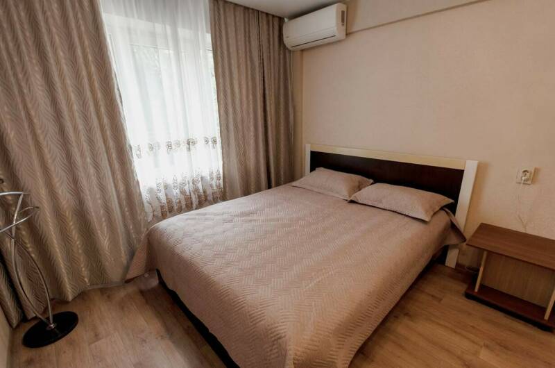 Изображение Изображение квартиры &quot;2-х комнатная квартира в центре&quot; #11 #9