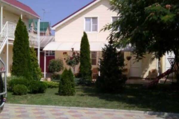 Изображение гостиницы "Гостевой дом «Лазурный»" #1