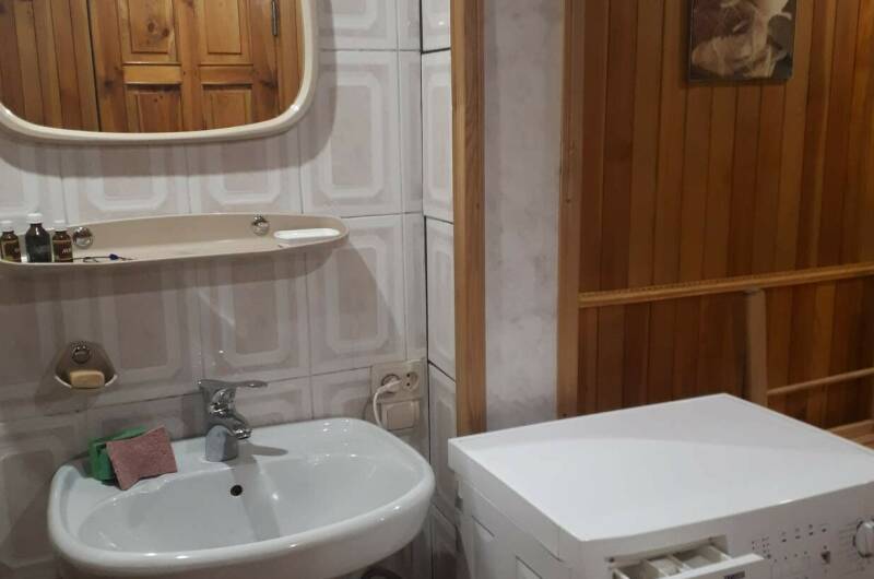 Изображение Изображение квартиры &quot;Частный дом на Карла Маркса&quot; #10 #8