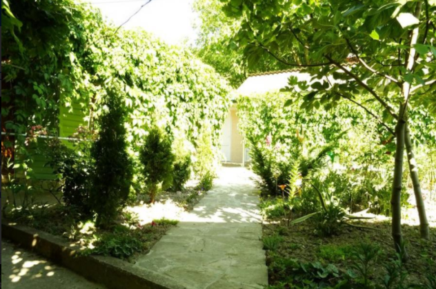 Изображение Изображение гостиницы &quot;Гостевой дом «Зелёный дворик»&quot; #8 #6