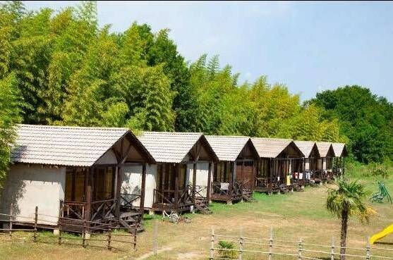 Изображение гостиницы "База отдыха «Акалам кантри клаб»" #1