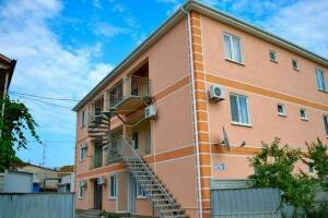 Изображение отеля / гостиницы "Гостевой дом «Alya»"