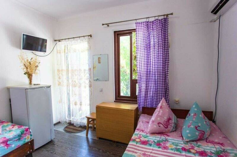 Изображение Изображение гостиницы &quot;Гостевые комнаты «Прибойная 8»&quot; #8 #6