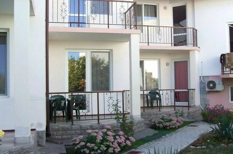 Изображение Изображение гостиницы &quot;Гостевой дом на 3-го Интернационала&quot; #11 #9