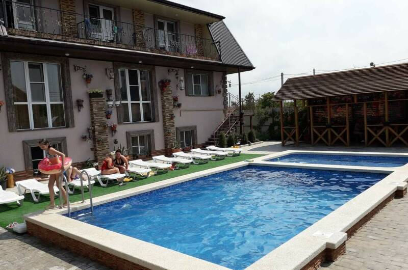 Изображение гостиницы "Гостевой дом «Лазурный»" #1