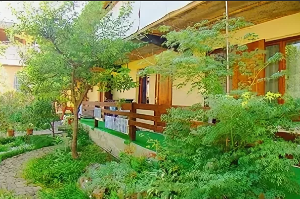 Изображение гостиницы "Гостевой дом «Аквамарин Ультра»" #1