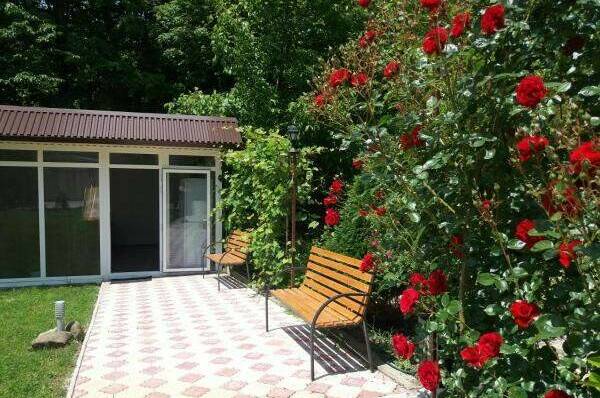 Изображение Изображение гостиницы &quot;Гостевой дом «Ореховая роща»&quot; #10 #8