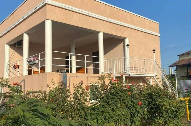 Изображение гостиницы "Гостевой дом «Цветок Граната»" #1