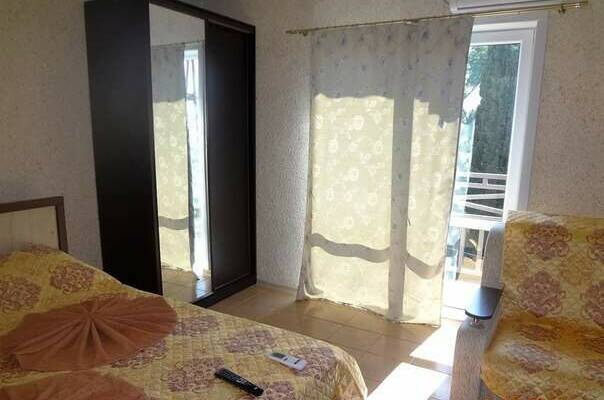 Изображение квартиры "Однокомнатная квартира на Тюльпанов" #1