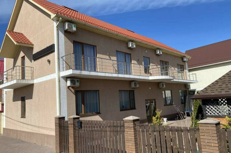 Изображение гостиницы "Гостевой дом «Леди Ди»" #1