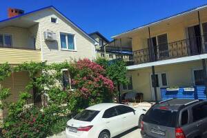 Изображение отеля / гостиницы "Гостевой дом «Семейный дворик»"