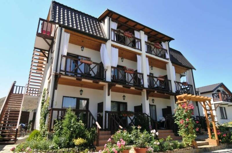 Изображение гостиницы "Гостевой дом «Серенада»" #1