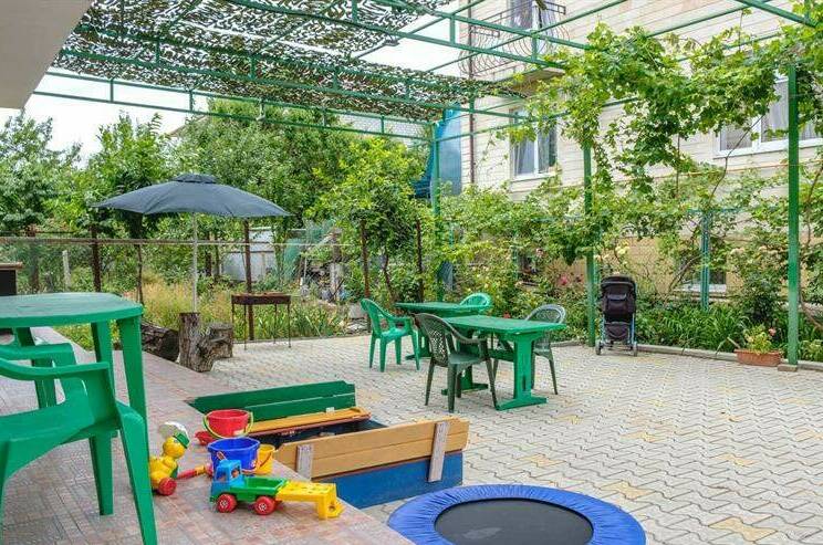 Изображение Изображение гостиницы &quot;Гостевой дом на Самбурова 102&quot; #5 #3