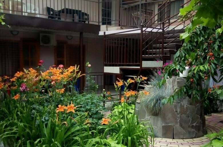 Изображение гостиницы "Гостевой дом «Алина»" #1