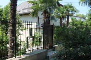 Изображение отеля / гостиницы "Гостевой дом «Хижина Чука»"