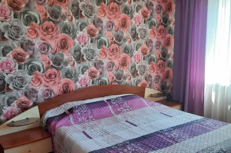 Изображение квартиры "Двухкомнатная квартира на Победы 111" #1