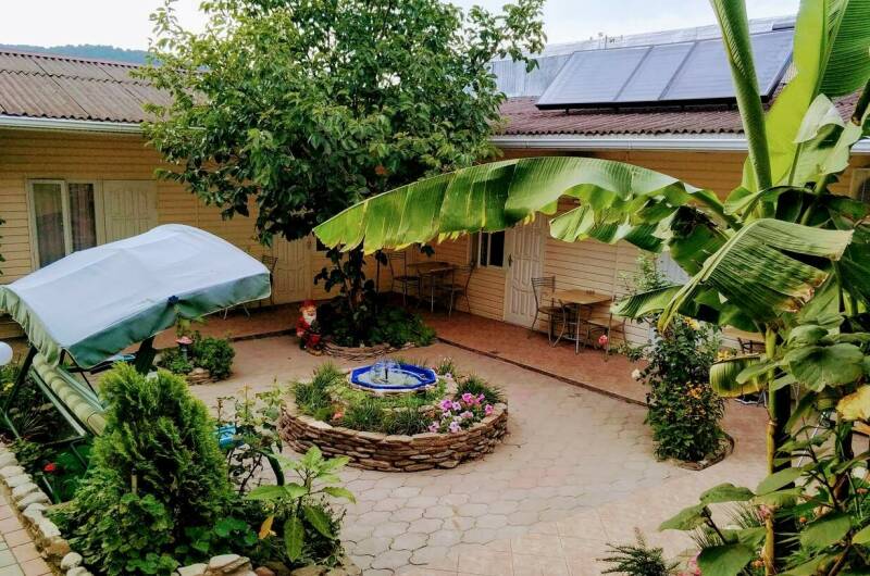 Изображение Изображение гостиницы &quot;Гостевой дом «Цветочный дворик»&quot; #4 #2