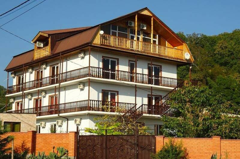 Изображение гостиницы "Гостевой дом «Золотая рыбка»" #1