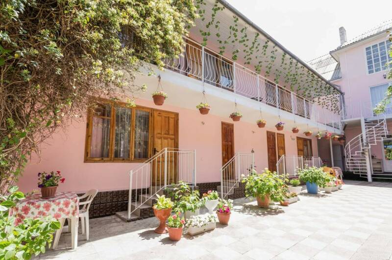 Изображение гостиницы "Гостевой дом «Мишель»" #1