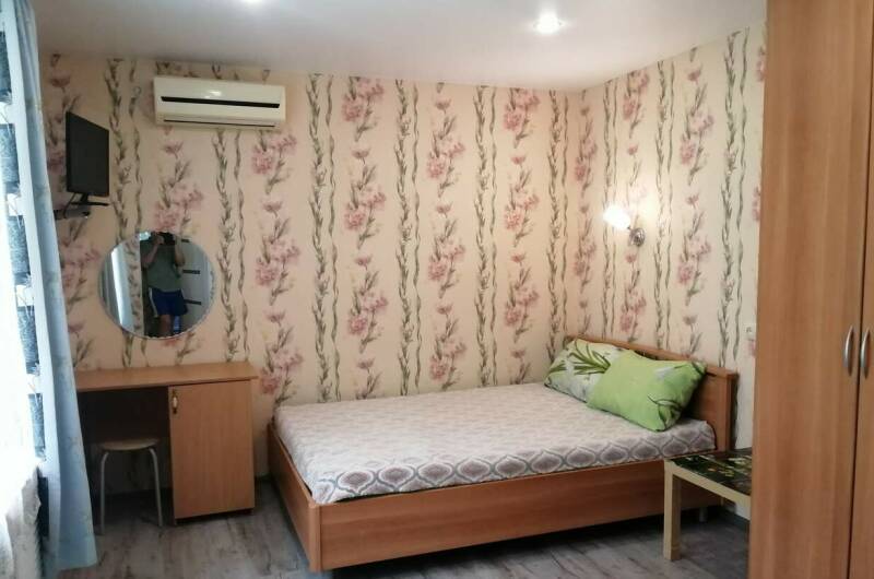 Изображение гостиницы "Частное домовладение «Здоровый отдых на Средней»" #1