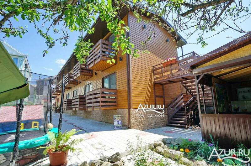 Изображение гостиницы "Гостевой дом «На берегу моря»" #1