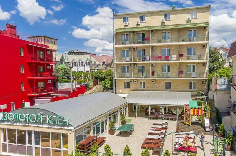 Изображение гостиницы "Гостевой дом «Золотой Клен»" #1