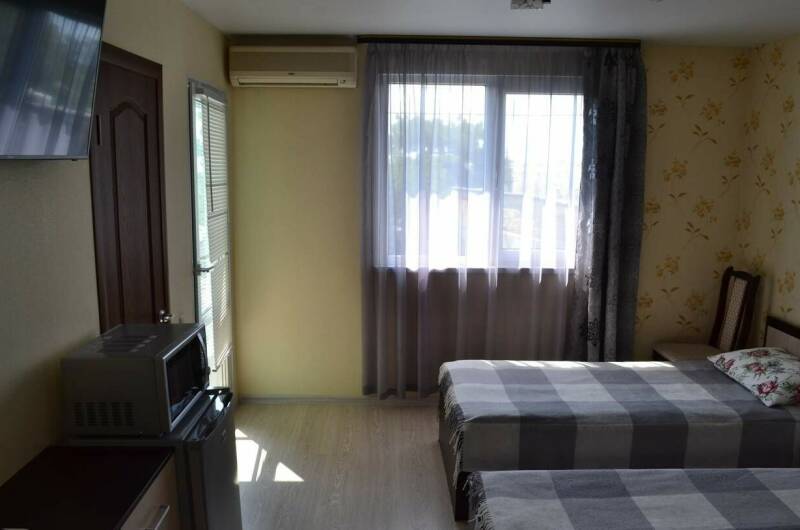 Изображение Изображение гостиницы &quot;Гостевой дом «Лазурь»&quot; #3 #1