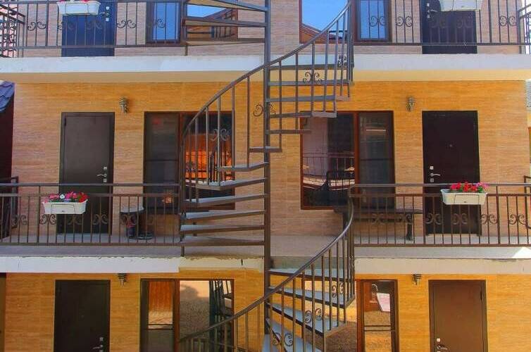 Изображение гостиницы "Гостевой дом «Бриз 3»" #1