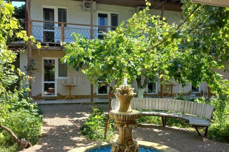 Изображение Изображение гостиницы &quot;Гостевой дом «Зелёный дворик»&quot; #3 #1