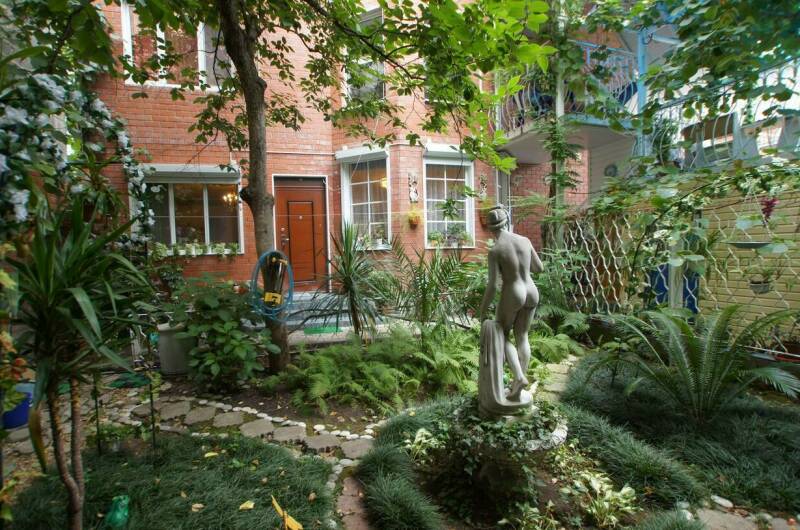 Изображение гостиницы "Гостевой дом «Райский уголок»" #1